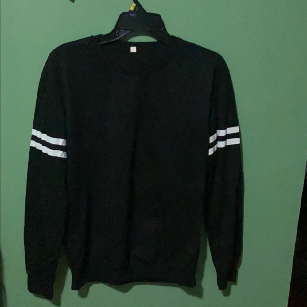 No name brand. Black shirt with white stripes.